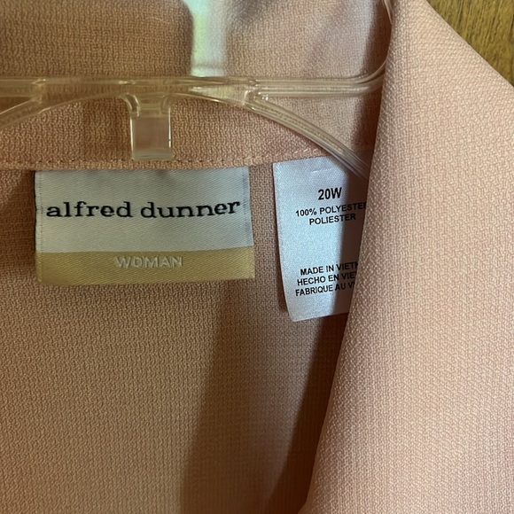 Alfred Dunner 4 piece set - jacket - blouse - pants and skirt - Picture 3 of 9